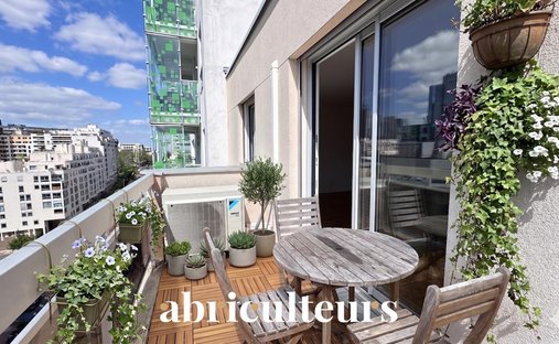 Apartment in Hôtel de Ville, Courbevoie, France 1