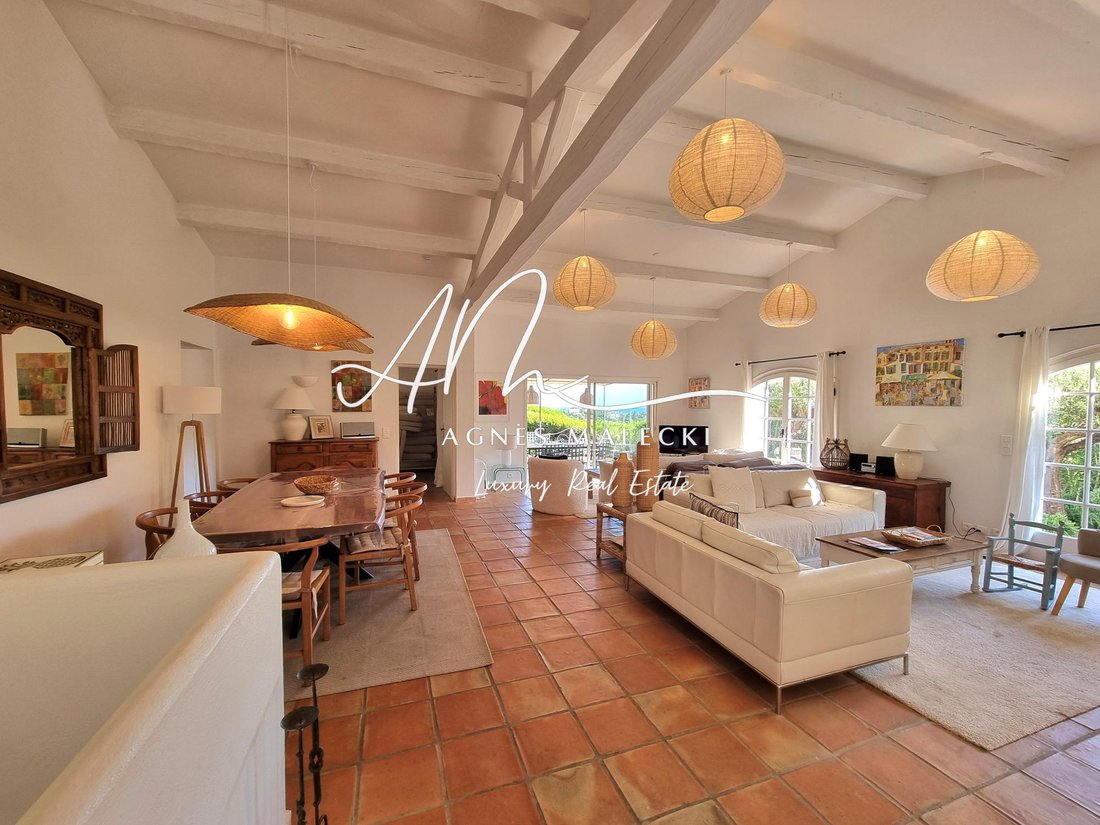 Villa in Nord, Cavalaire-sur-Mer, France 3 - 15782522
