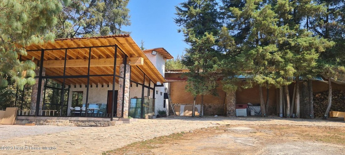 Land in Valle de Bravo, State of Mexico, Mexico 1 - 18984324