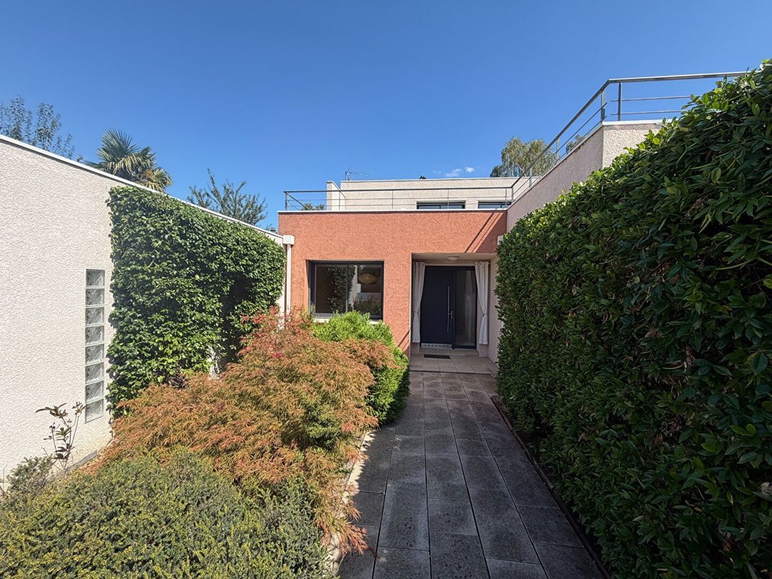 House in Bizanos, Nouvelle-Aquitaine, France 3 - 18986686