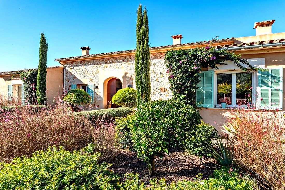 Finca in Sant Llorenc des Cardassar, Balearic Islands, Spain 4 - 18985694