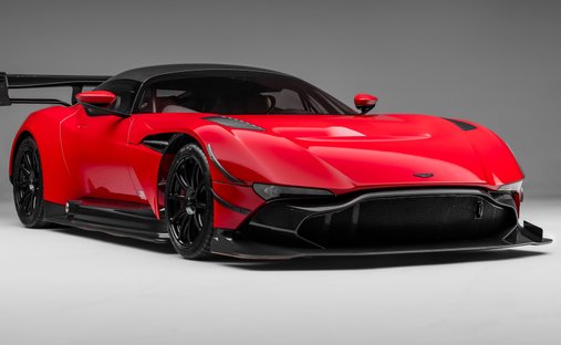 2016 Aston Martin Vulcan in Sunningdale, United Kingdom 1
