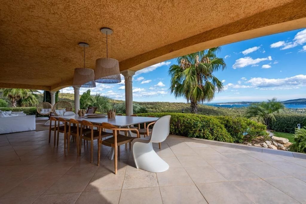 Villa in Grimaud, Provence-Alpes-Côte d'Azur, France 3 - 18985869
