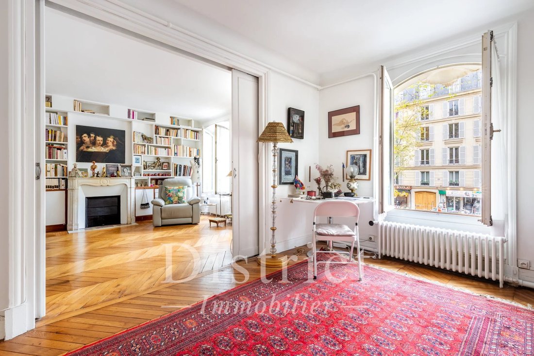 Apartment in Hoche-Friedland, Paris 8e Arrondissement, Paris 3 - 18985862