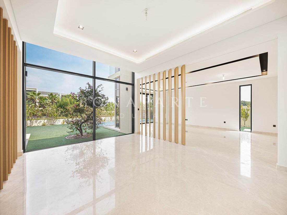 Villa in Hadaeq Sheikh Mohammed Bin Rashid, Dubai, United Arab Emirates 3 - 18986141