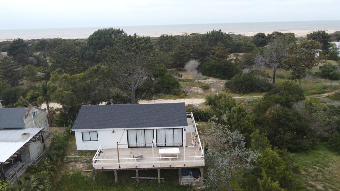 House in Arenas de José Ignacio, Maldonado Department, Uruguay 2 - 18986902