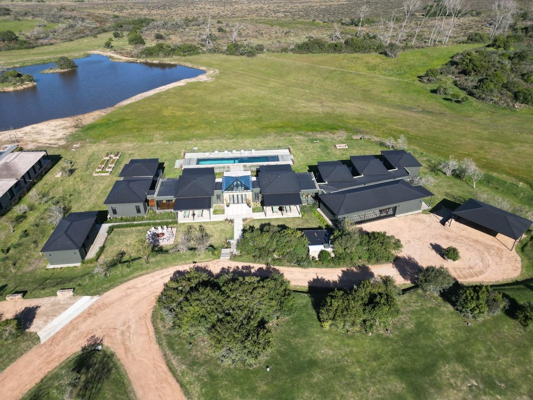 House in Fasano las Piedras, Maldonado Department, Uruguay 5 - 18986958