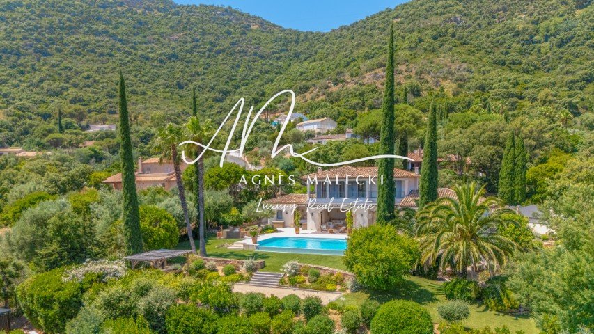 Villa in Nord, Cavalaire-sur-Mer, France 2 - 18447580