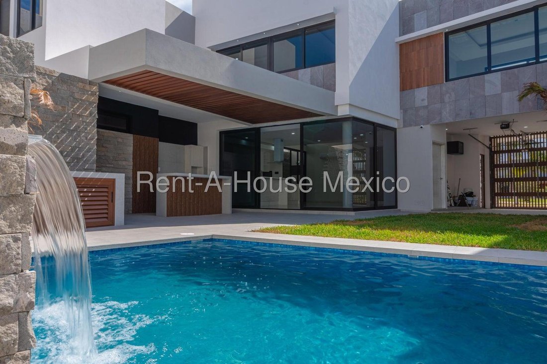 House in El Conchal, Veracruz, Mexico 1 - 18985172