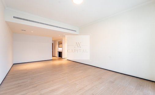 Apartment in Umm Suqeim, Dubai, United Arab Emirates 1