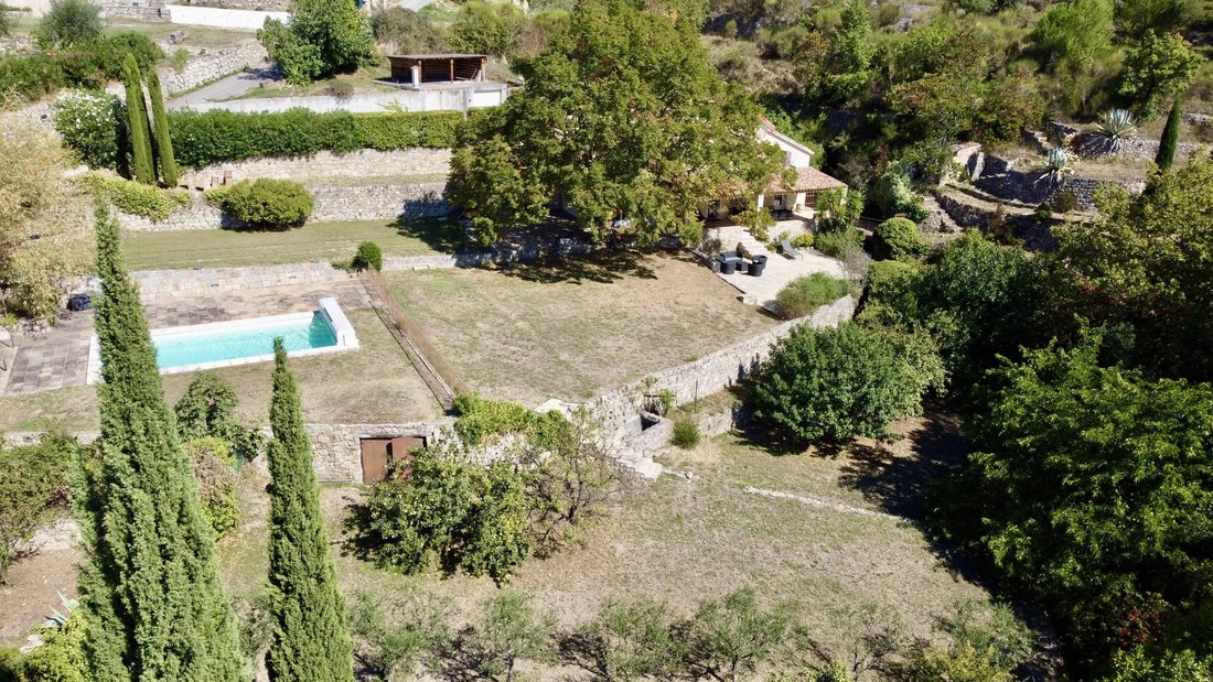 Estate in Seillans, Provence-Alpes-Côte d'Azur, France 3 - 18986156