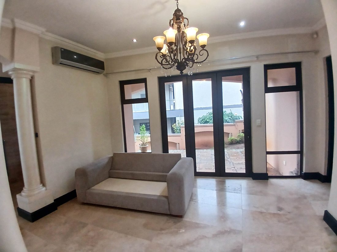 House in Umhlanga Ridge, KwaZulu-Natal, South Africa 3 - 18986873