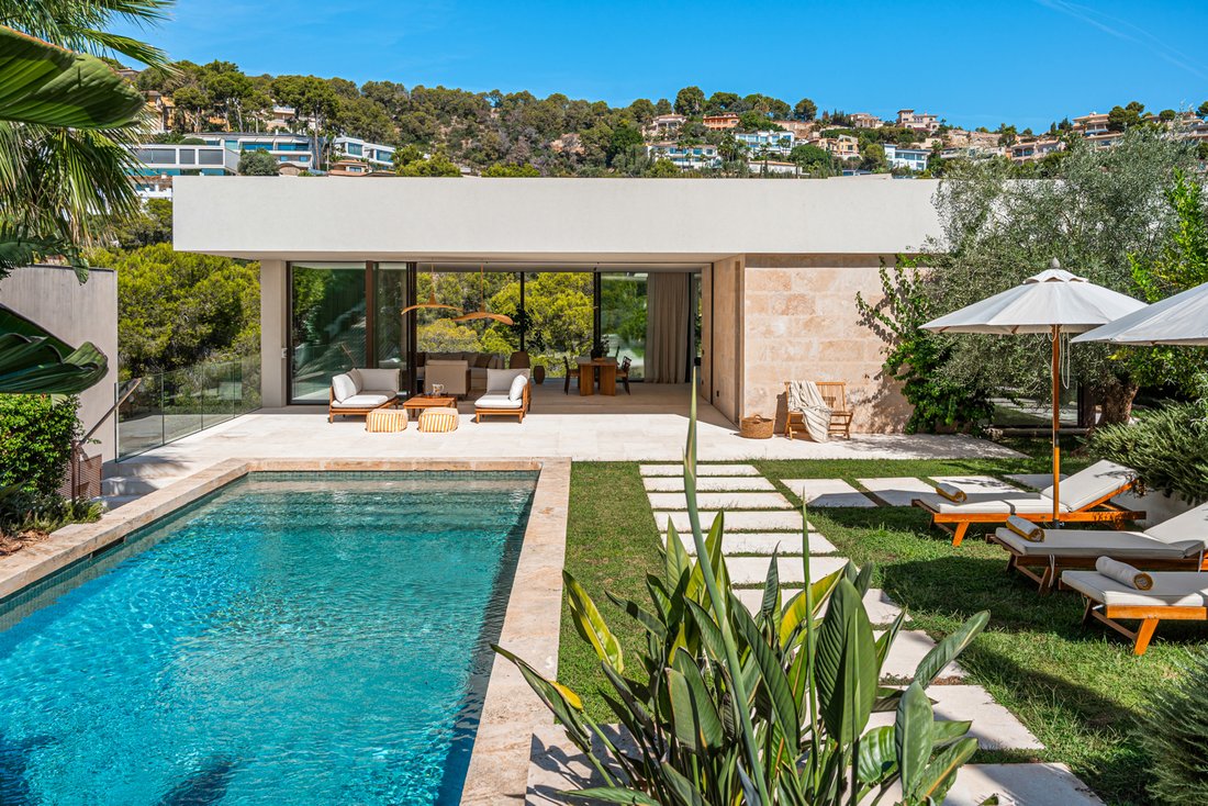 House in Portals Nous, Calvia, Balearic Islands 1 - 18985647