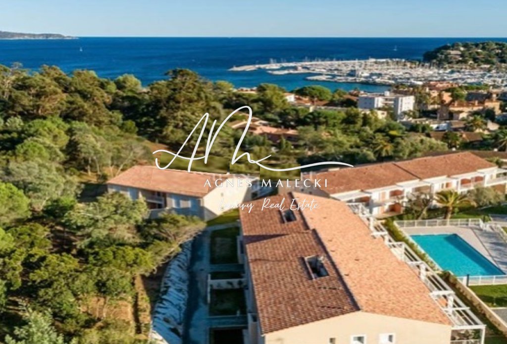 Apartment in Nord, Cavalaire-sur-Mer, France 3 - 16623339
