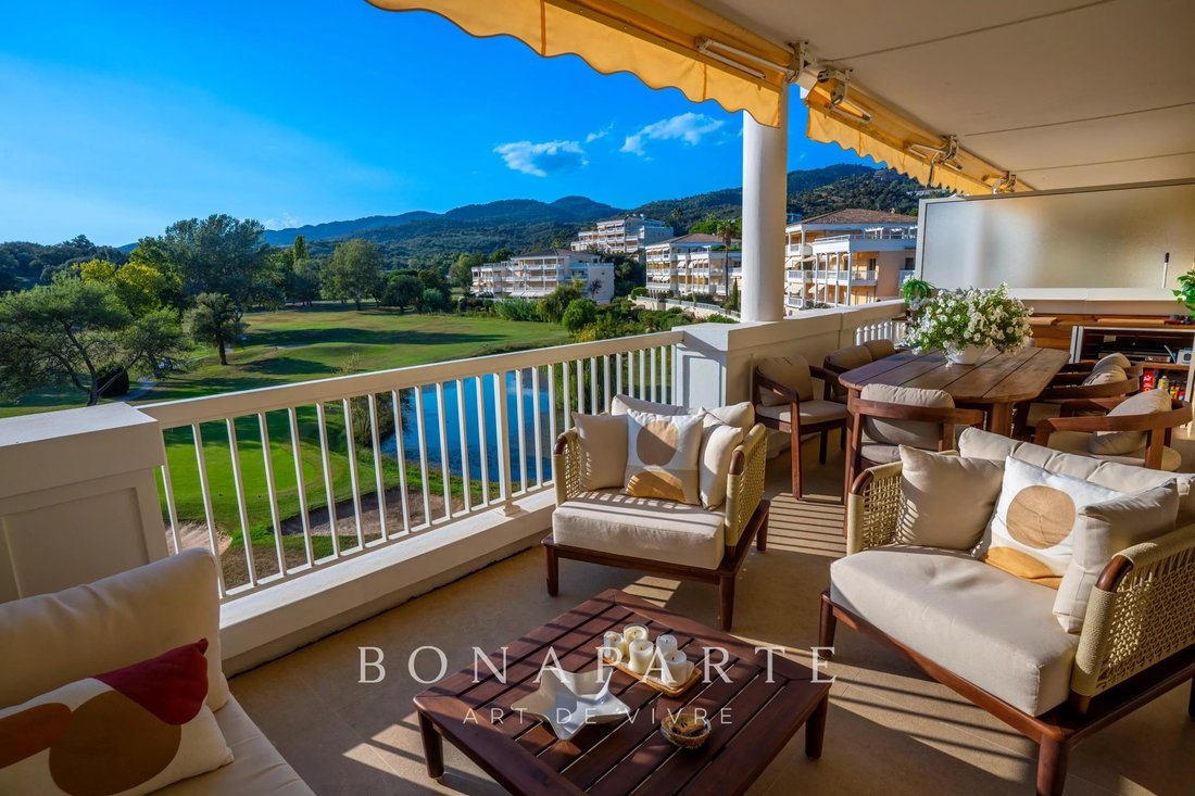 Apartment in Mandelieu-la-Napoule, Provence-Alpes-Côte d'Azur, France 2 - 18986286