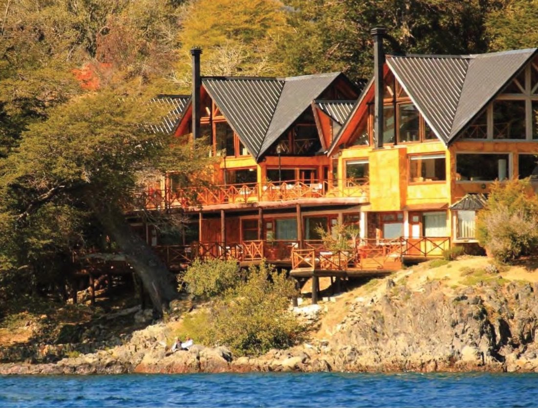 House in Villa Pehuenia, Neuquen, Argentina 1 - 18984101