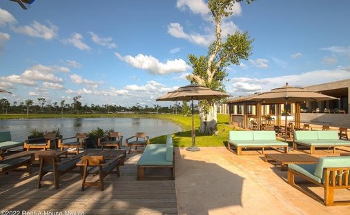 Land in Mérida, Yucatan, Mexico 1