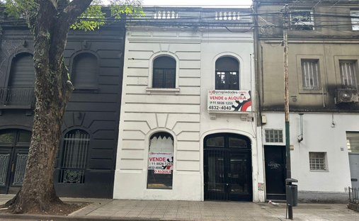 House in Buenos Aires, Buenos Aires, Argentina 1