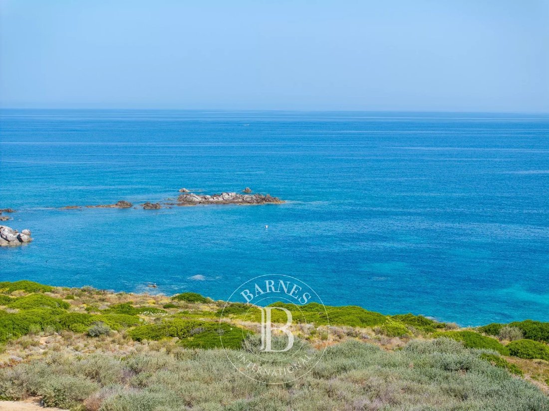 Villa in L'Île-Rousse, Corsica, France 2 - 18986129