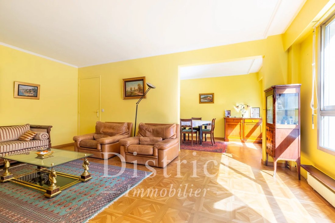Apartment in Hoche-Friedland, Paris 8e Arrondissement, Paris 1 - 18985852