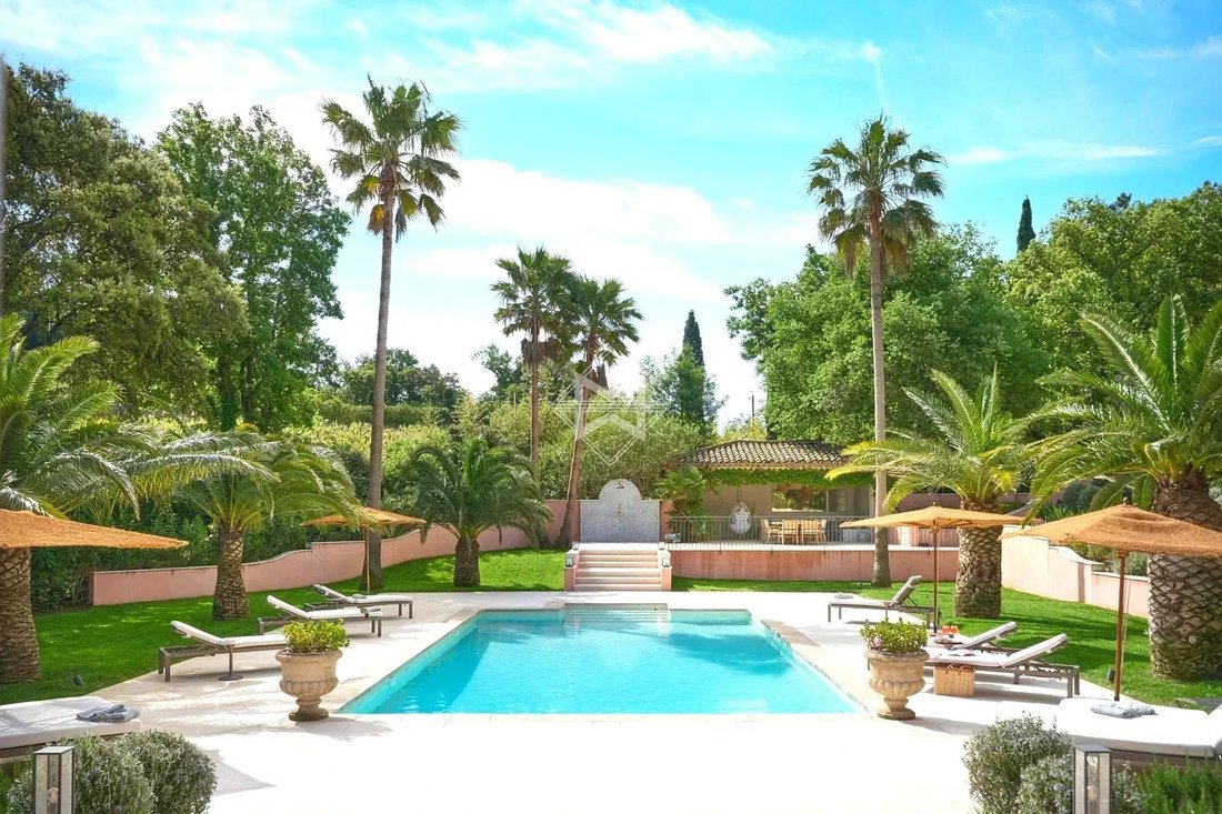 Villa in Grimaud, Provence-Alpes-Côte d'Azur, France 2 - 18986231