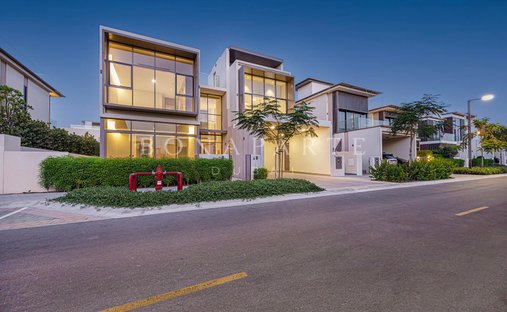Villa en Hadaeq Sheikh Mohammed Bin Rashid, Dubái, Emiratos Árabes Unidos 1
