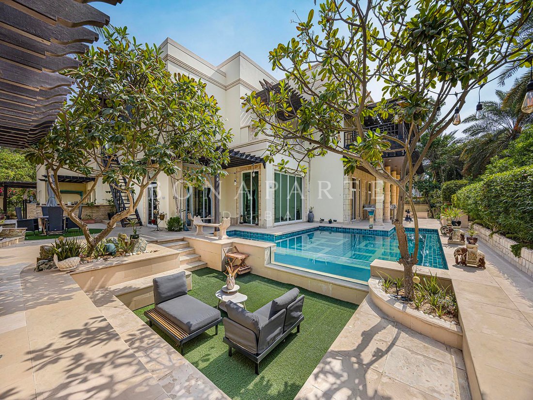 Villa à Emirates Hills, Doubaï, Émirats arabes unis 1 - 18984888