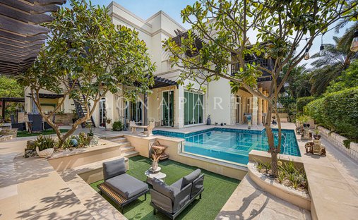 Villa en Emirates Hills, Dubái, Emiratos Árabes Unidos 1