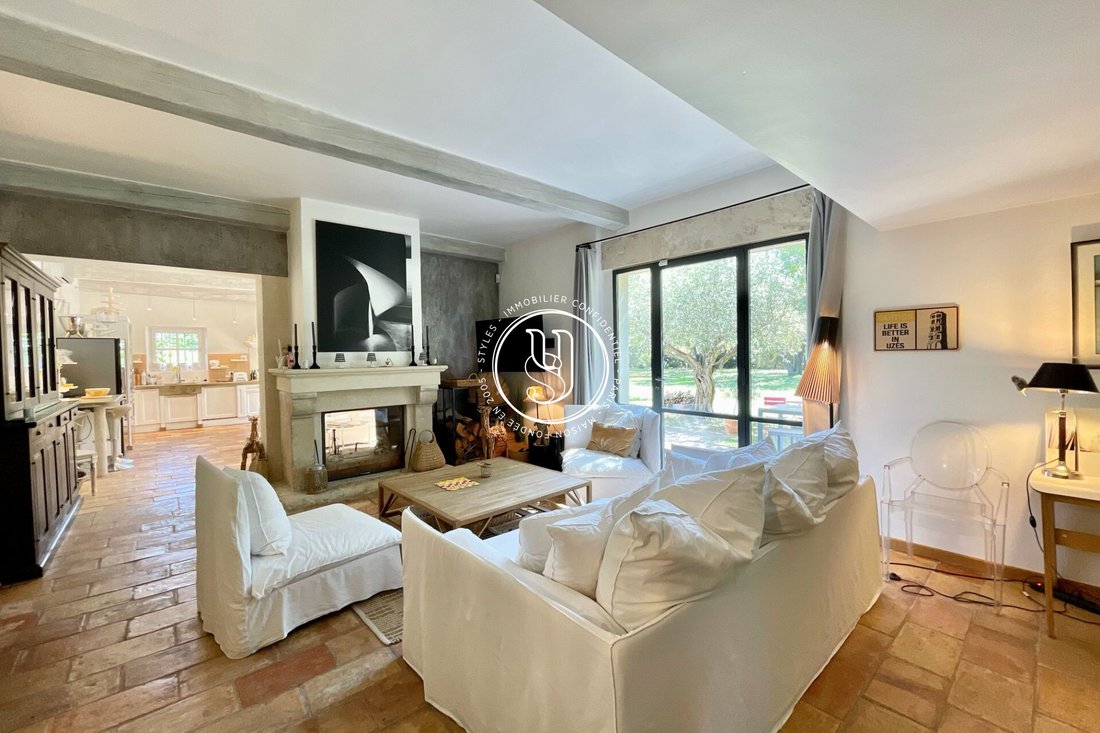 Villa in Uzès, Occitania, France 2 - 18986235