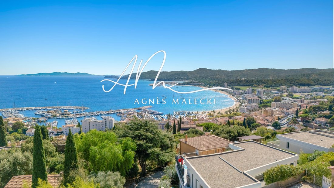 Estate in Le Lavandou, Provence-Alpes-Côte d'Azur, France 1 - 16473784