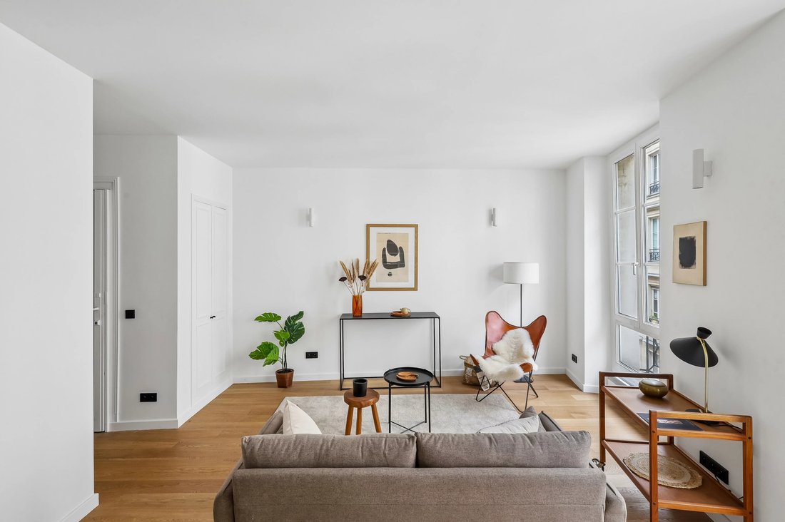 Apartment in Saint Germain des Prés, Paris 6e Arrondissement, Paris 3 - 18985721