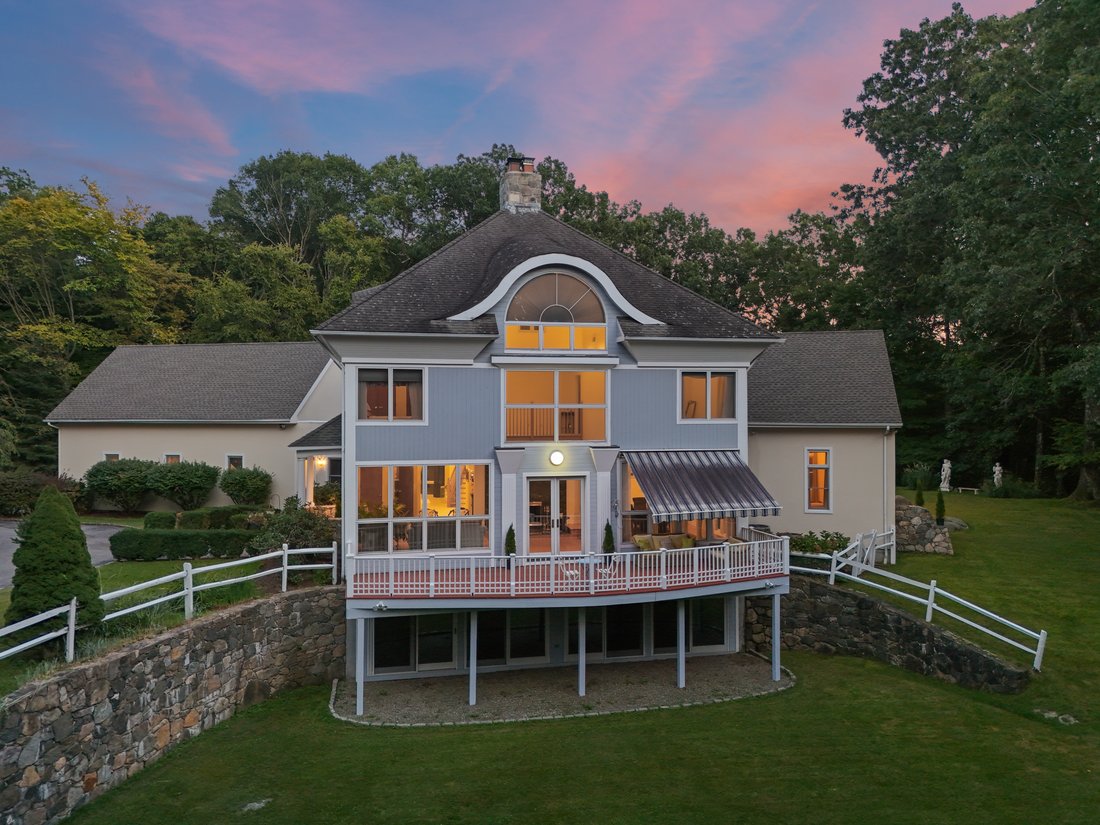 House in Bedford, New York, United States 3 - 18986947