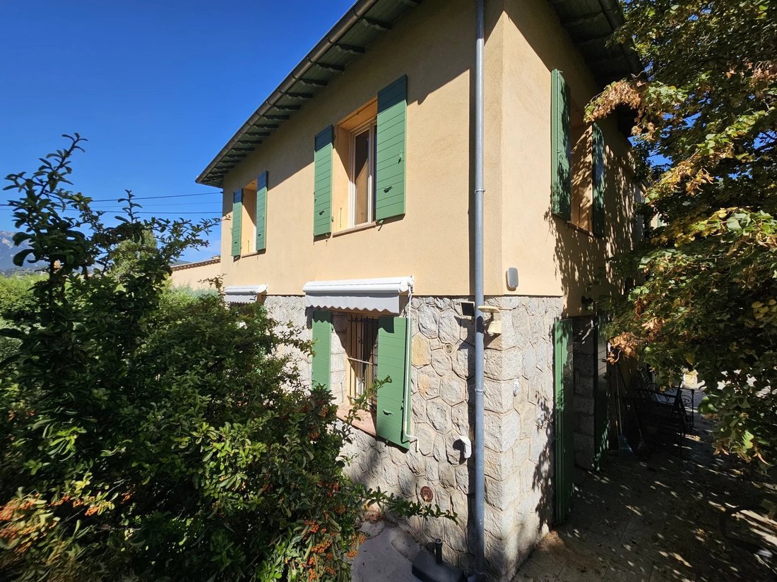 Villa in Levens, Provence-Alpes-Côte d'Azur, France 1 - 18985774