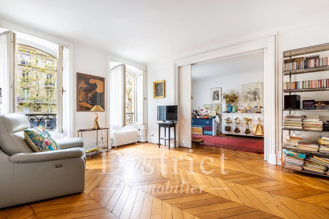 Apartment in Hoche-Friedland, Paris 8e Arrondissement, Paris 2 - 18985862