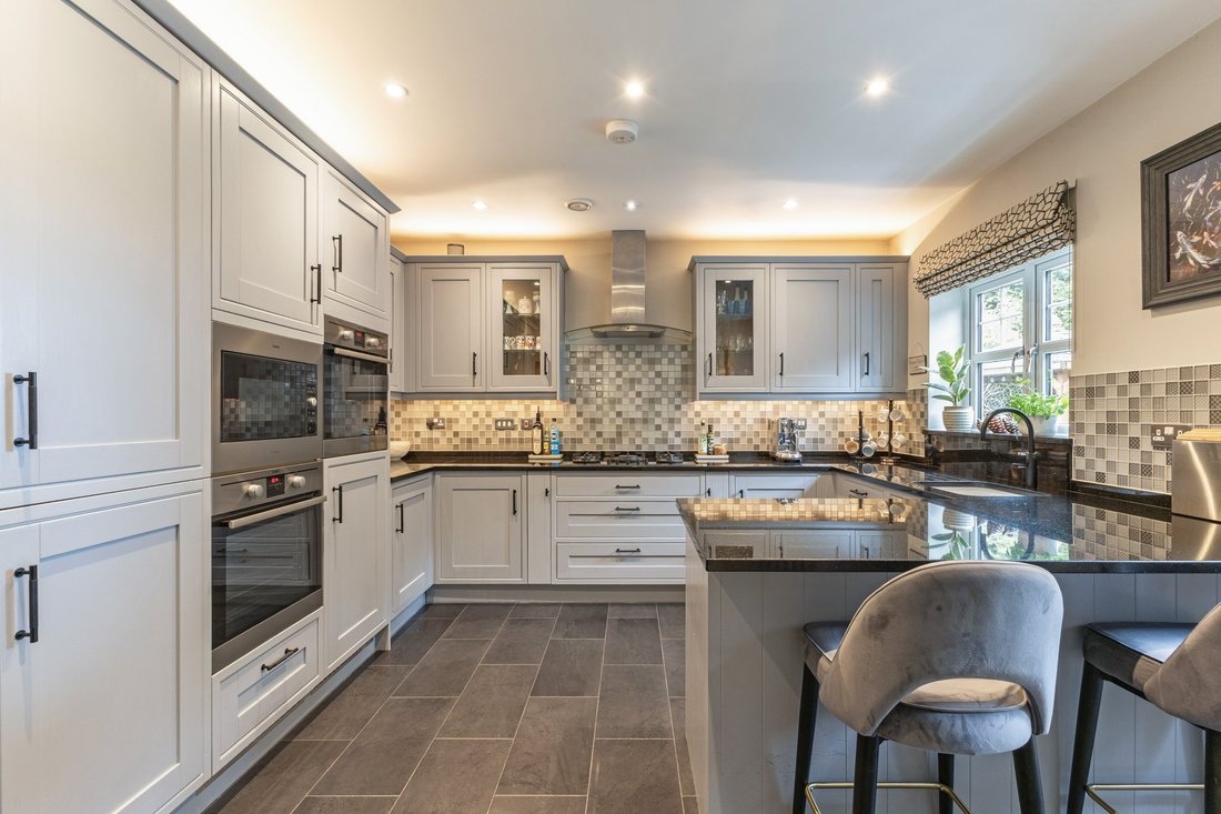House in Welwyn, England 2 - 18985295
