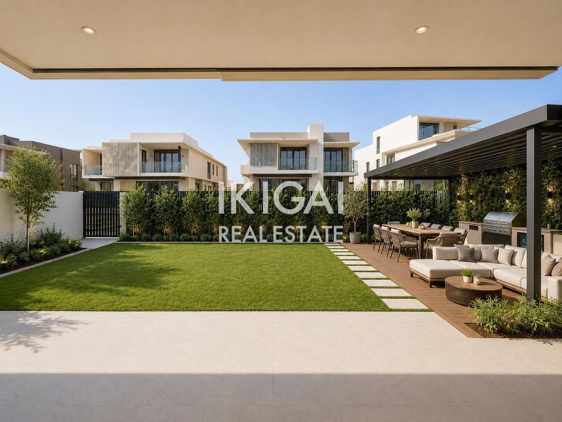 Villa in Al Furjan, Dubai, United Arab Emirates 2 - 18986010