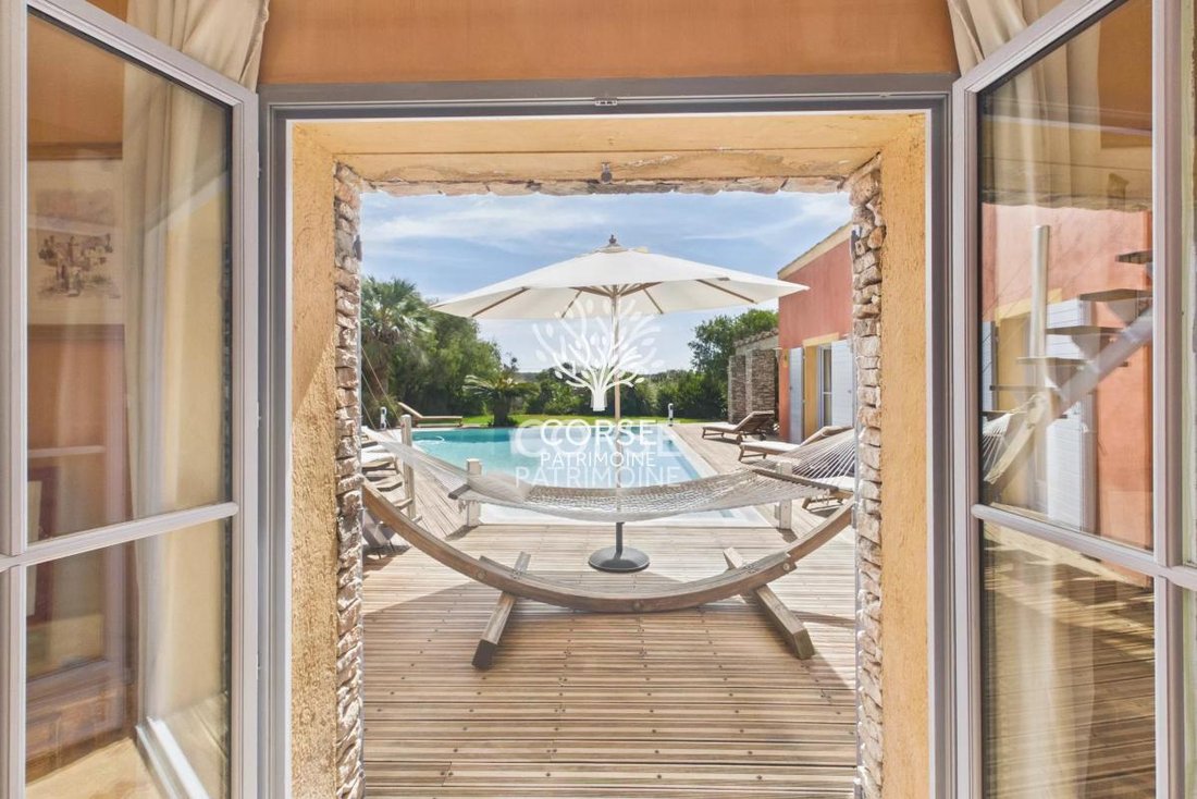 Villa in Bonifacio / Bunifaziu, Korsika, Frankreich 1 - 18689230