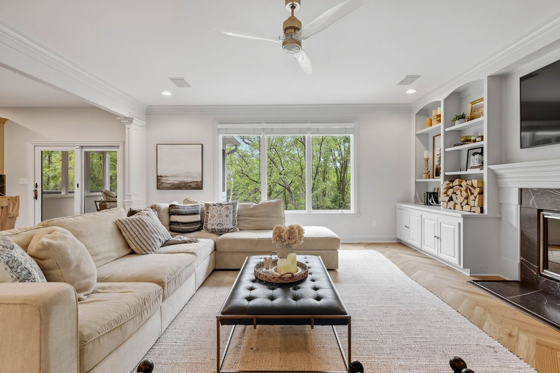 House in Zionsville, Indiana, United States 3 - 18985404