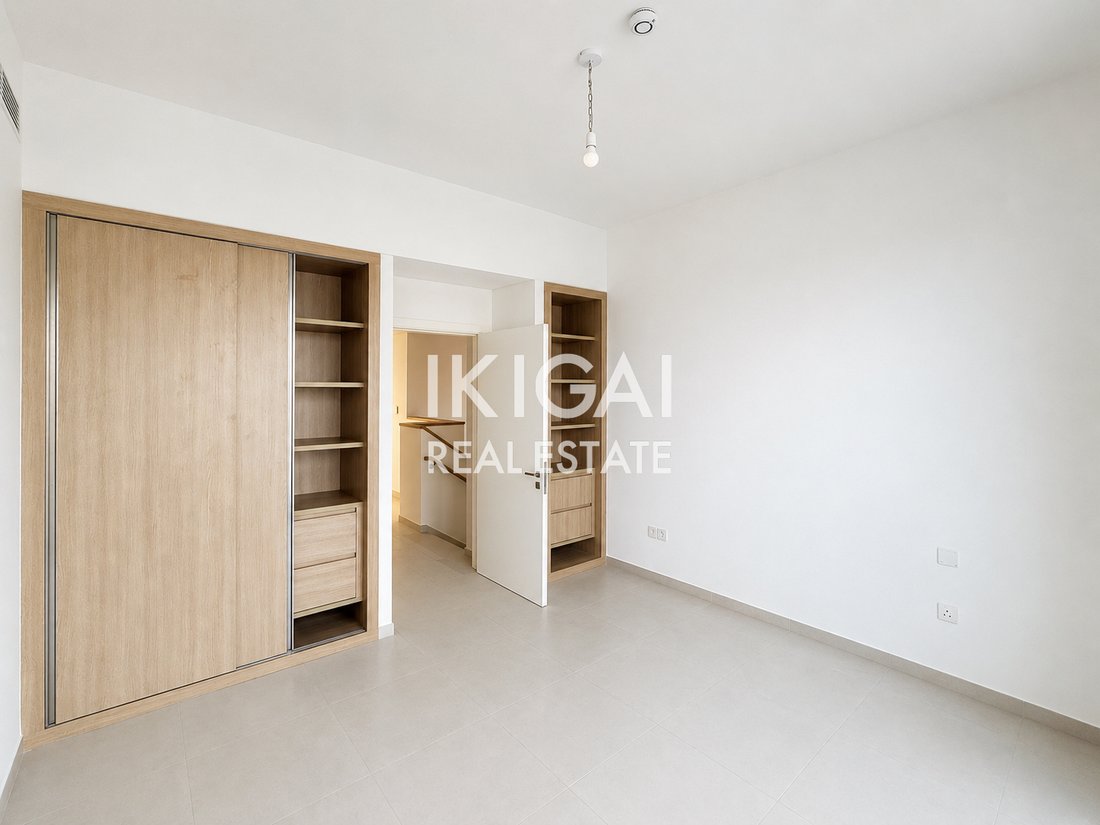 Townhouse in Jebel Ali Village, Dubai, United Arab Emirates 2 - 18986144