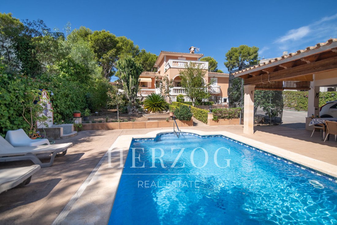 Villa in Santa Ponsa, Balearic Islands, Spain 1 - 18985553