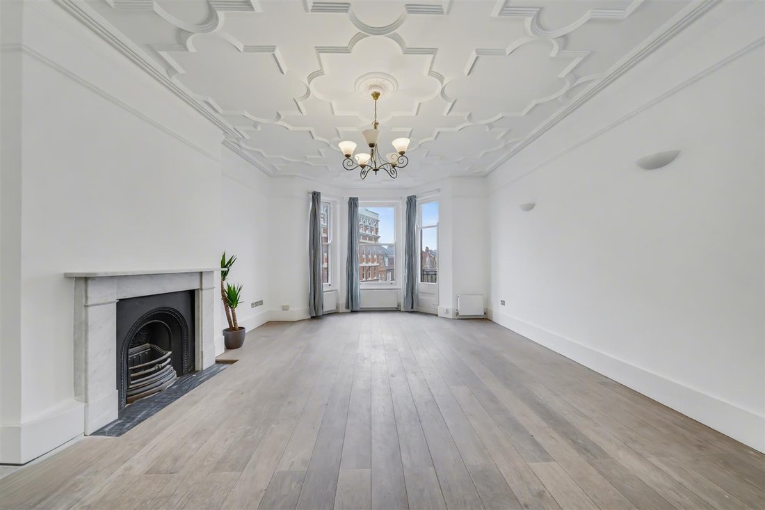 Townhouse in West Hampstead, Camden, England 2 - 18985209