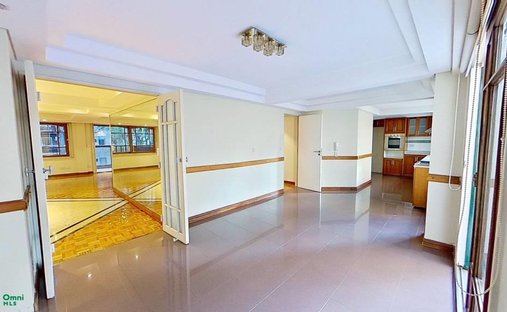Condo in Buenos Aires, Buenos Aires, Argentina 1