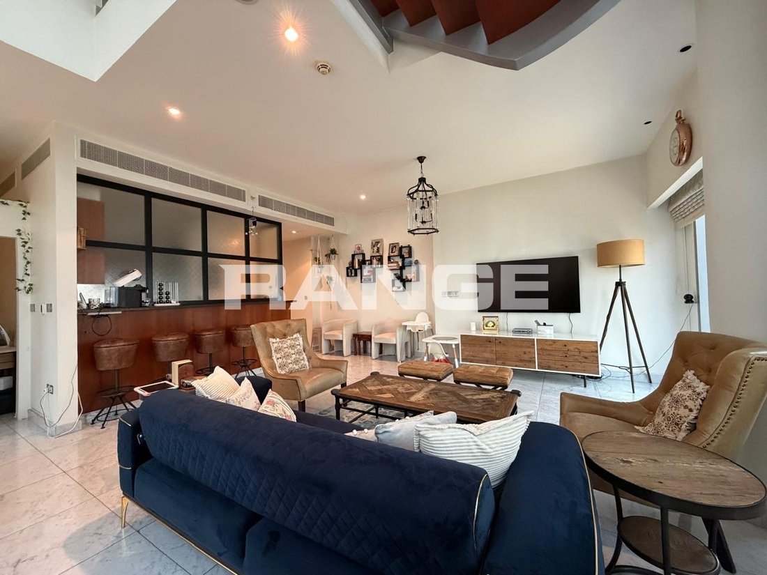Apartment in DIFC / Dubai International Financial Centre, Dubai, United Arab Emirates 1 - 18986234