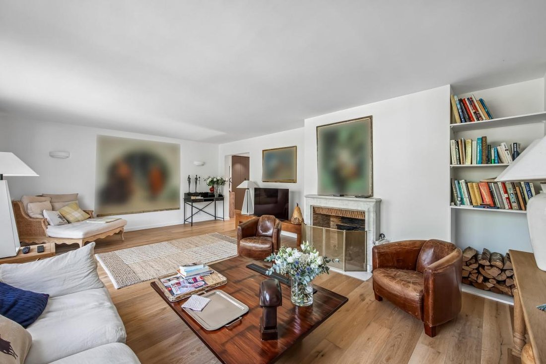 Apartment in Thierry-Saint-Cloud, Ville-d'Avray, France 2 - 18986329