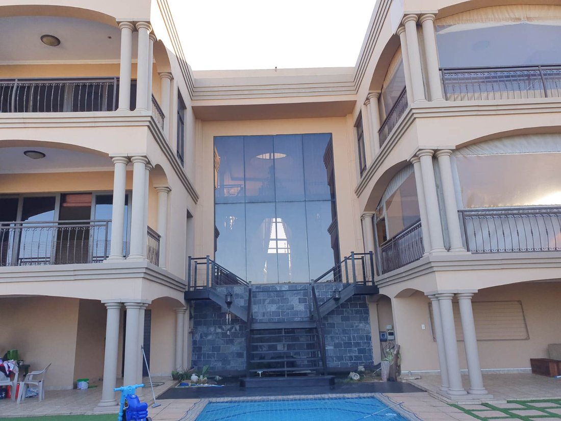 House in Umhlanga Ridge, KwaZulu-Natal, South Africa 1 - 18986873
