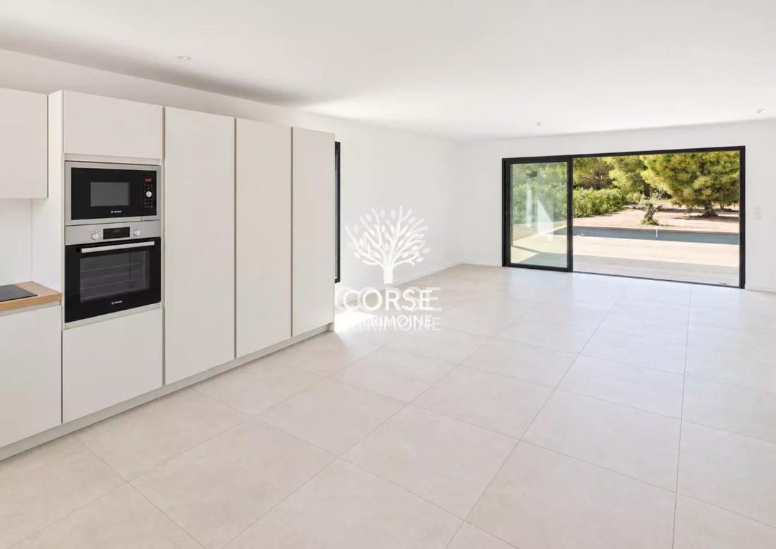 Villa in Lecci, Corsica, France 4 - 17704905