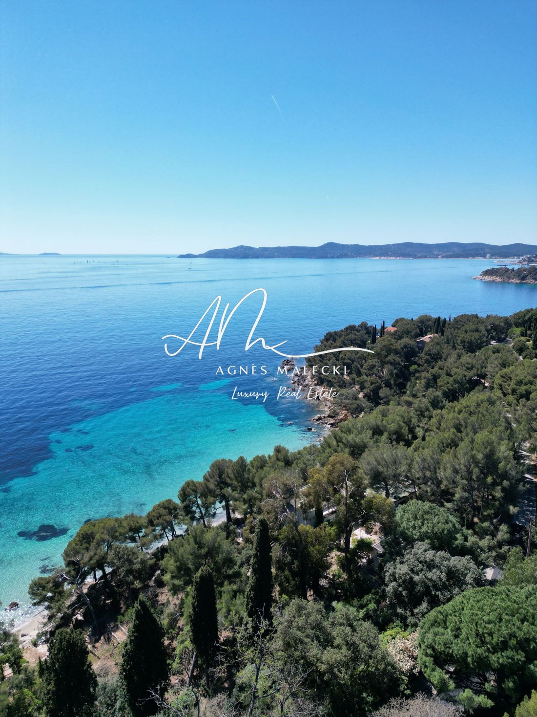 Estate in Le Lavandou, Provence-Alpes-Côte d'Azur, France 5 - 17891136