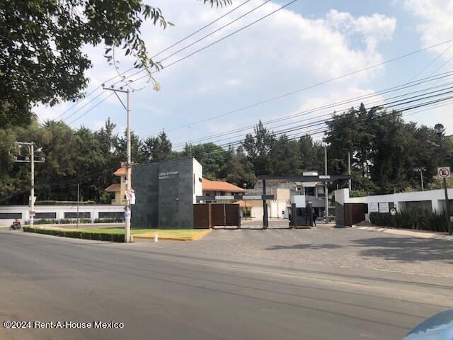House in Mexico City, Mexico 2 - 18984785