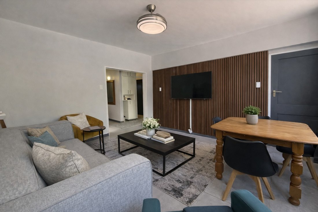 Apartment in Claremont, Southern Suburbs, Cape Town 4 - 18986884