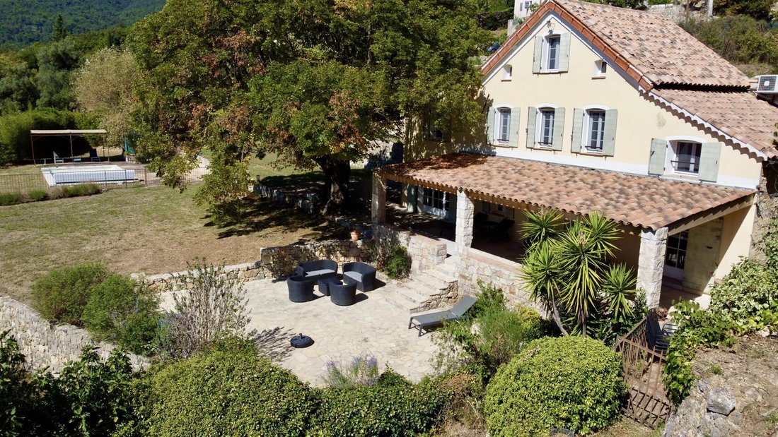 Estate in Seillans, Provence-Alpes-Côte d'Azur, France 1 - 18986156